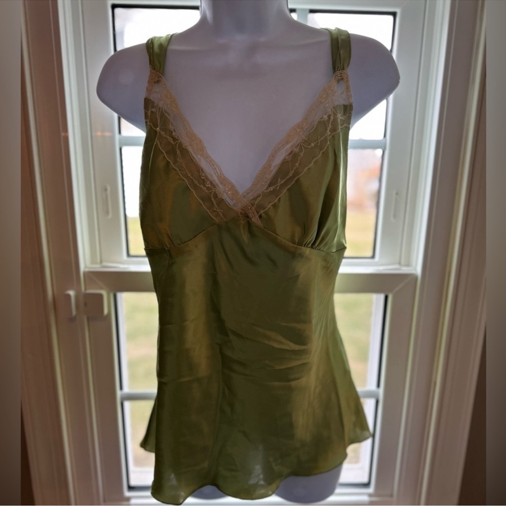 Green sleeveless cami top with cream lace detail